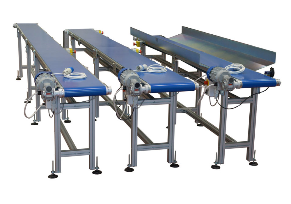 Special conveyor belts for crate transport