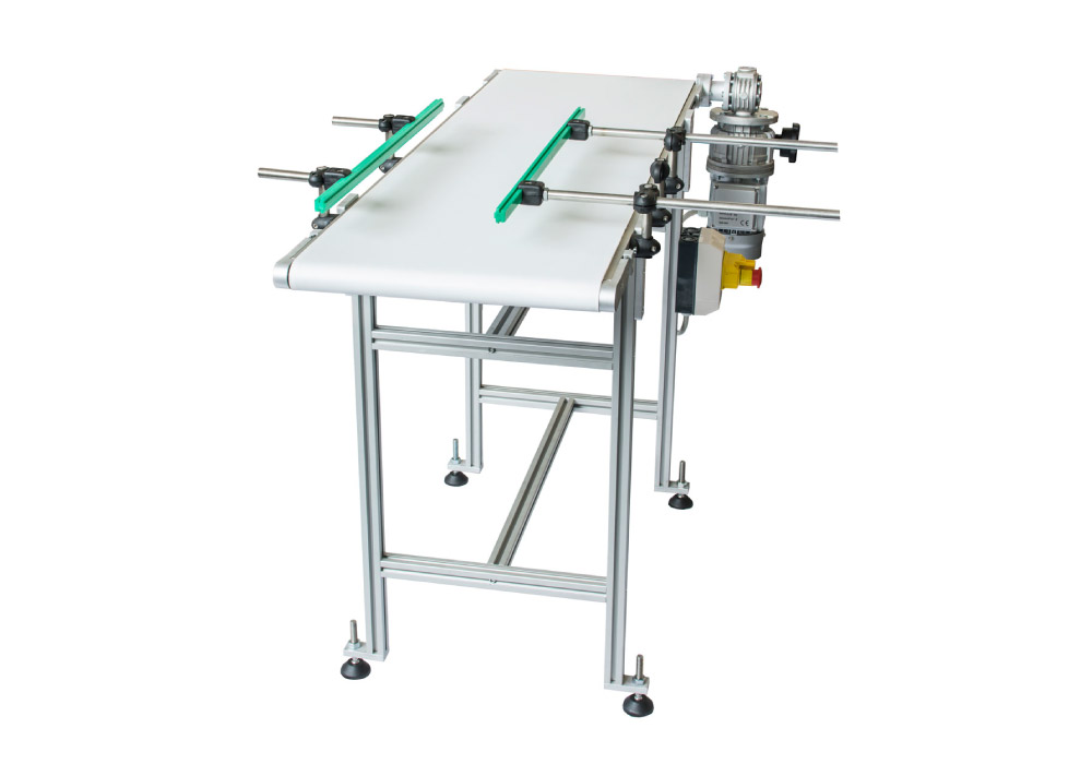 Food-grade conveyor belt with product guides