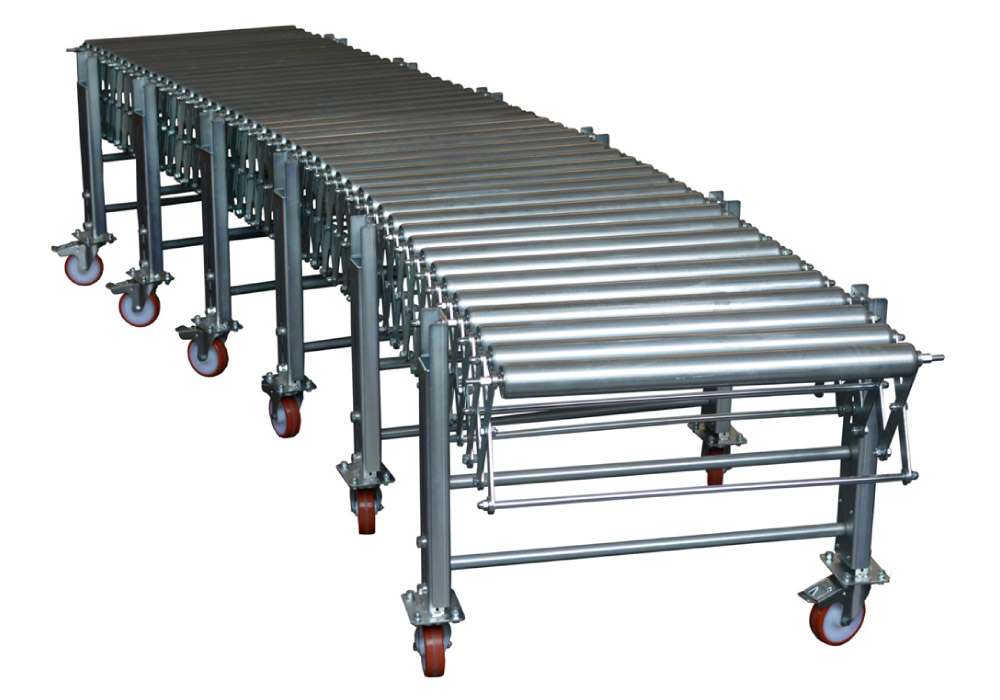Extendable conveyor for trucks and containers
