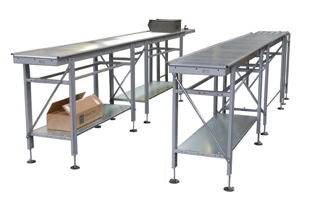 Idler roller conveyor with oil collection tank